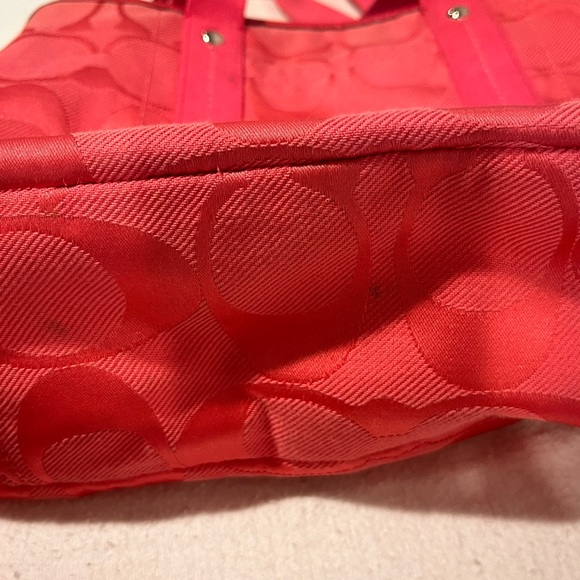 Pink Coach crossbody bag - Picture 9 of 11